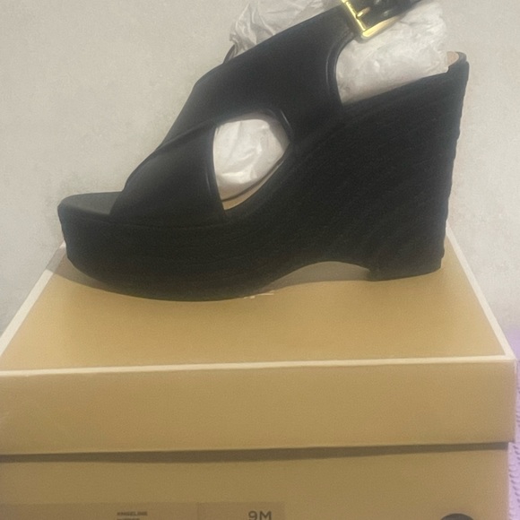 Michael Kors Wedges - Picture 2 of 5